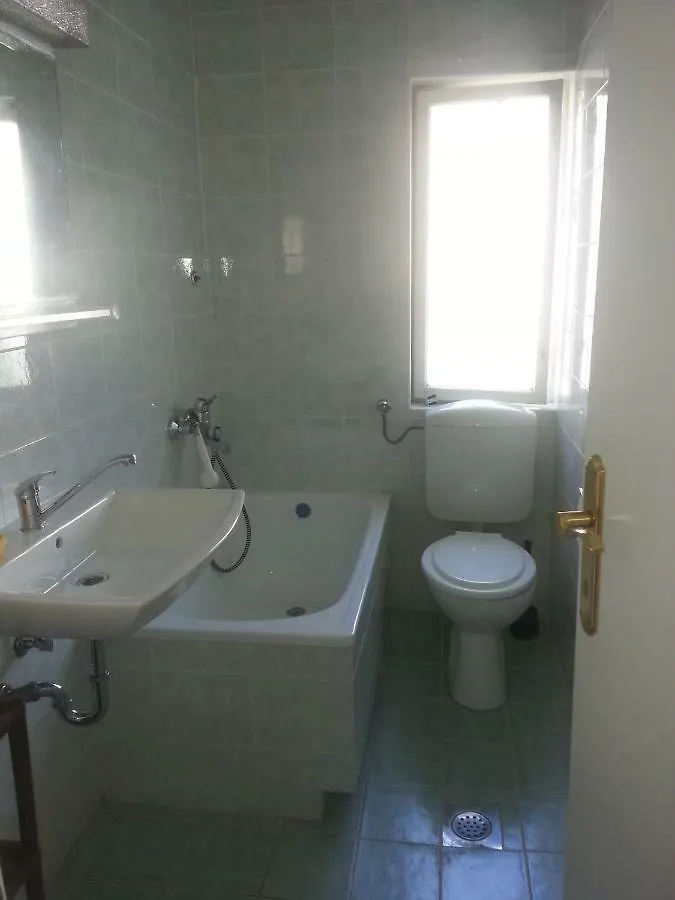 Ante Apartmani Crikvenica 0*,